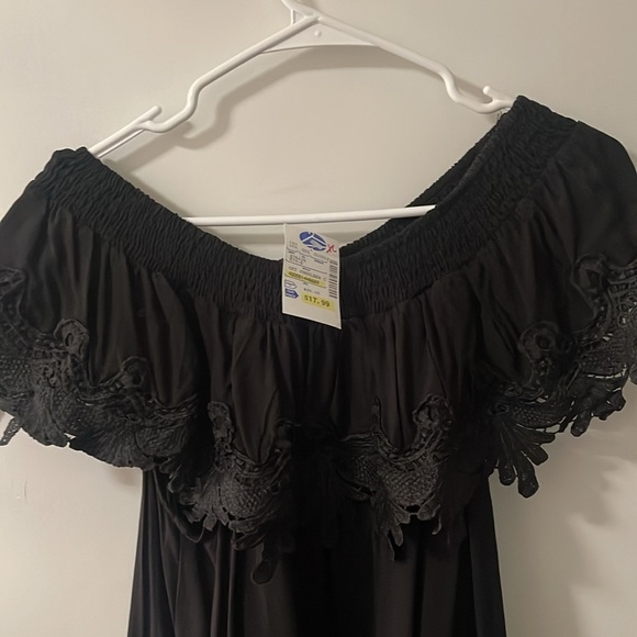 BLACK DRESS - Picture 3 of 3